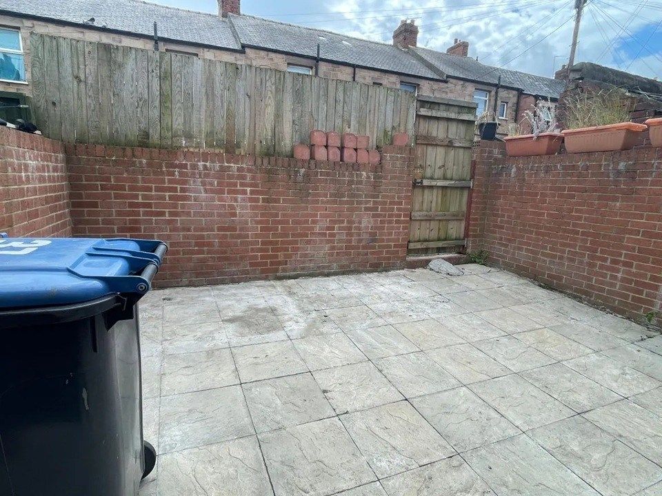 Property photo 2 of 13 436-Hr-2.Jpg