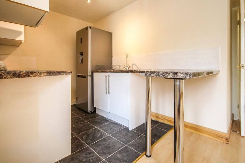 Property photo 2 of 8 93098_461_Img_09_0001