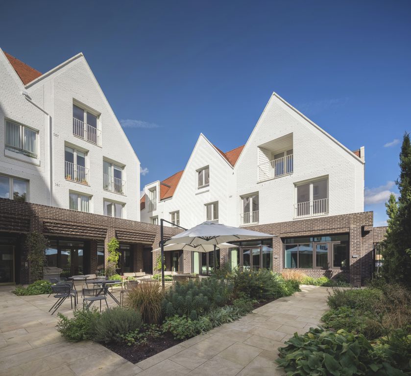 Property photo 3 of 6 Leyton Road External