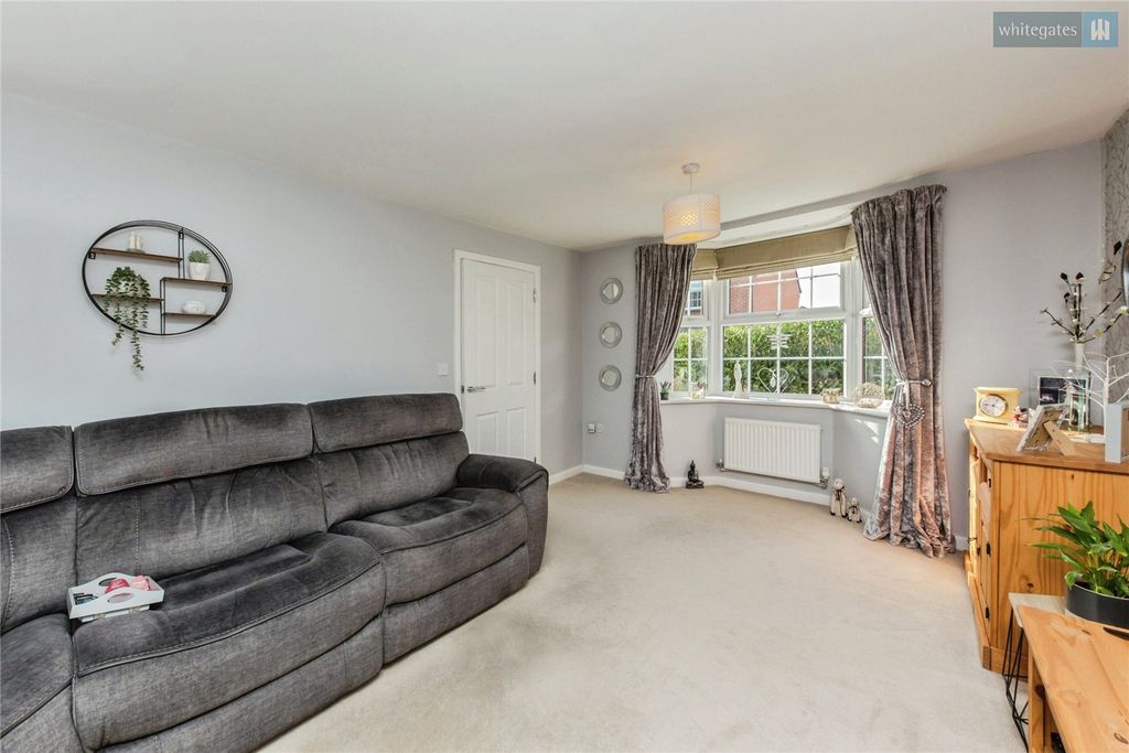 Property photo 3 of 21 Picture No. 03