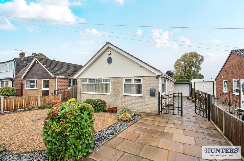 Property photo 1 of 19 2Dfd6Acc-Cf9F-4Dd9-B26A-B4Da1cc7Da72.Jpg