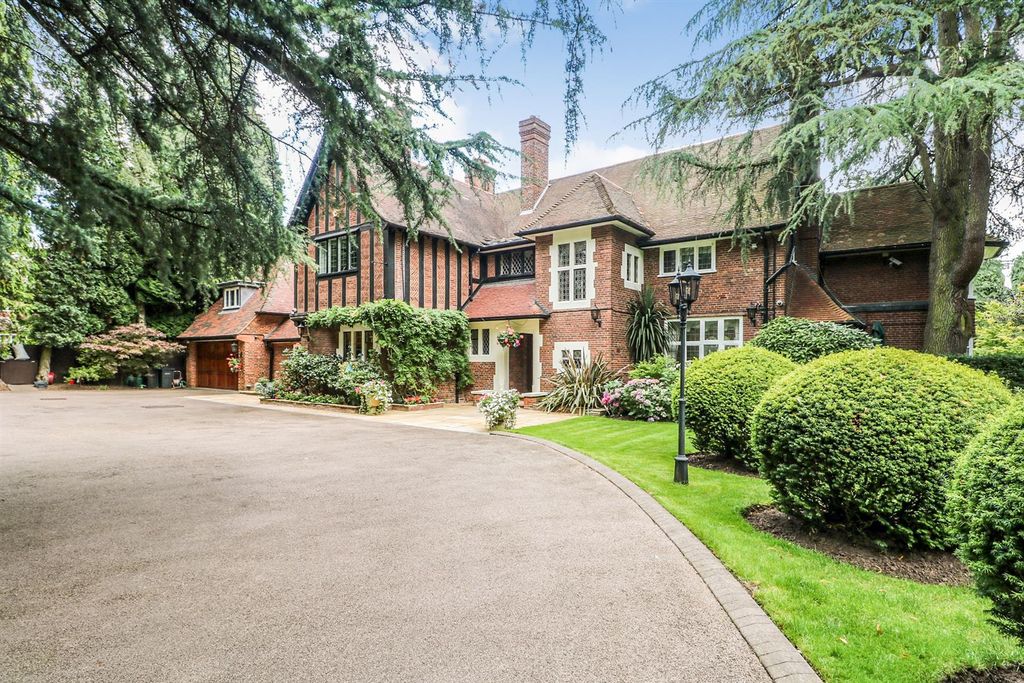 7 bed detached house for saleLuttrell Road, Four Oaks Estate, Sutton Coldfield B74