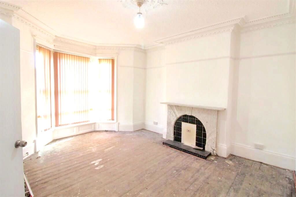 Property photo 3 of 24