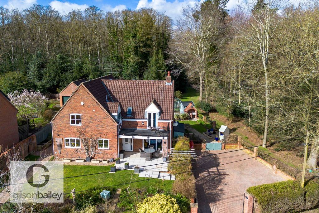 Property photo 1 of 39