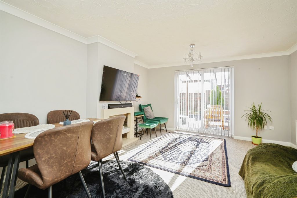 Property photo 2 of 39