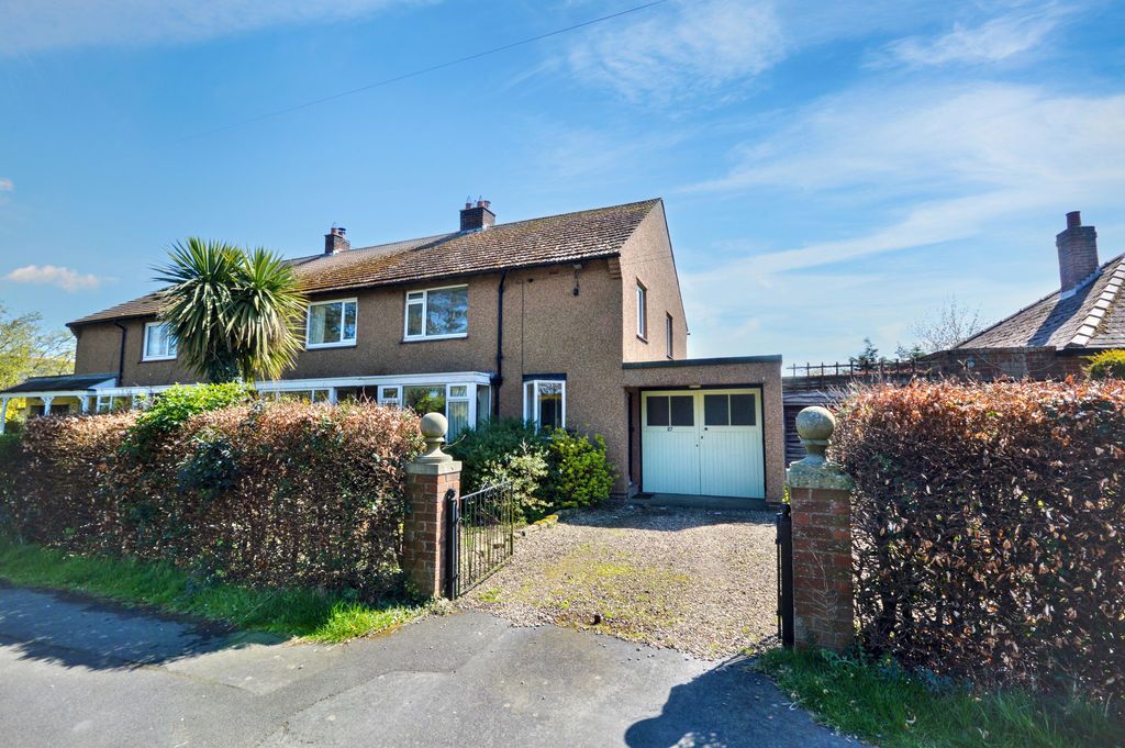 Property photo 2 of 18 Photo 6