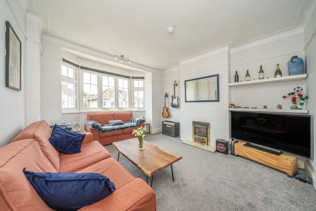 Property photo 2 of 5