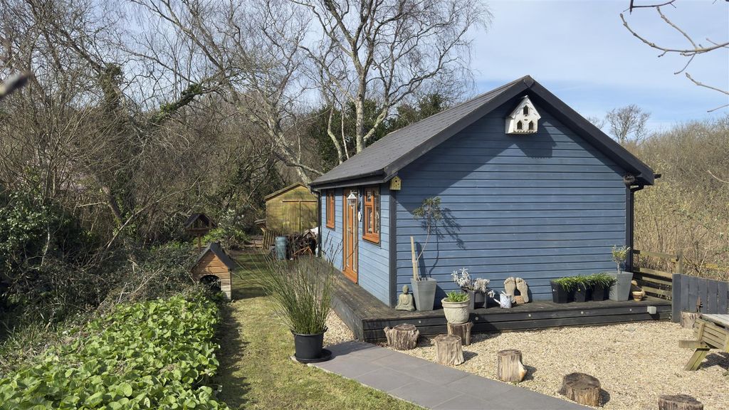 Property photo 2 of 24 Cabin