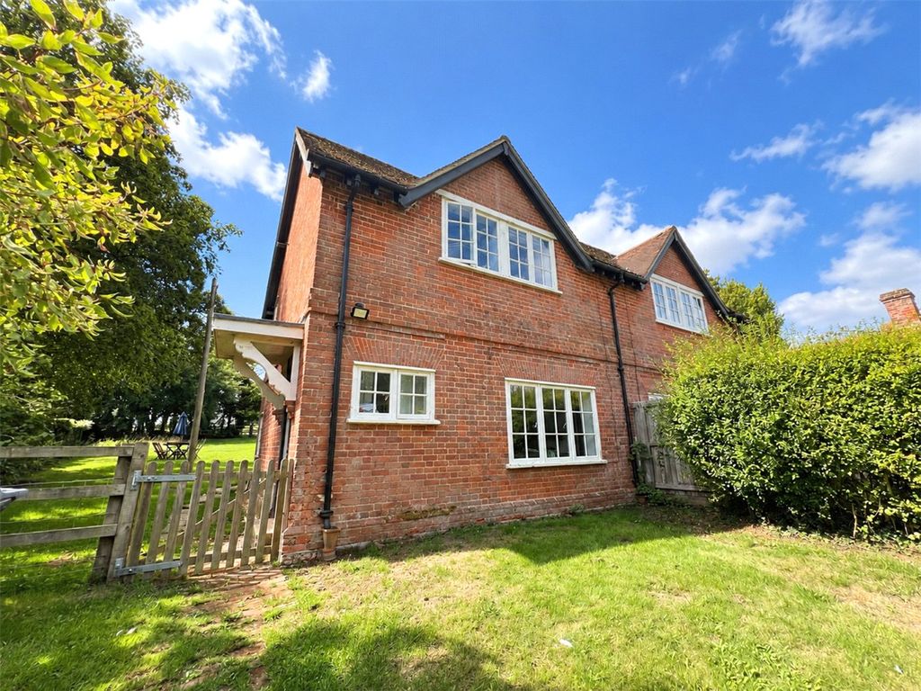 Property photo 1 of 11 Picture No. 05