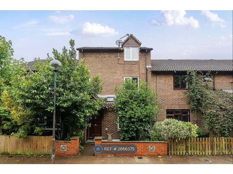 Property photo 2 of 27