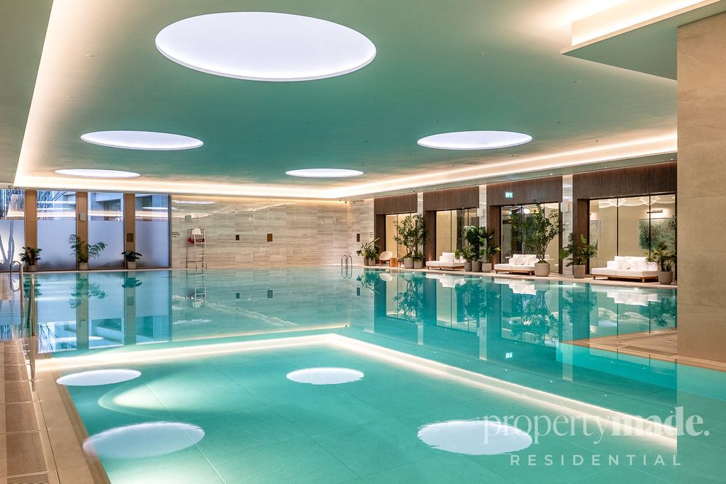 Property photo 2 of 31 Picture No. 21