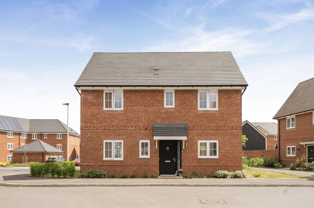 Property photo 1 of 19 1457351-1-6A03Abb...
