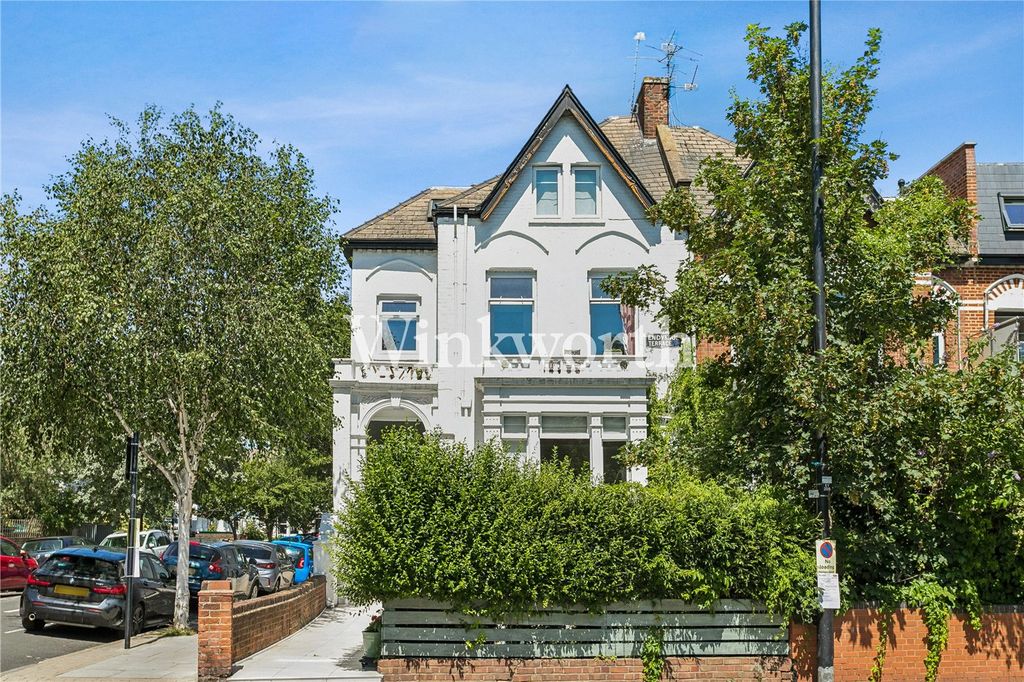 Property photo 1 of 12 Picture No. 02