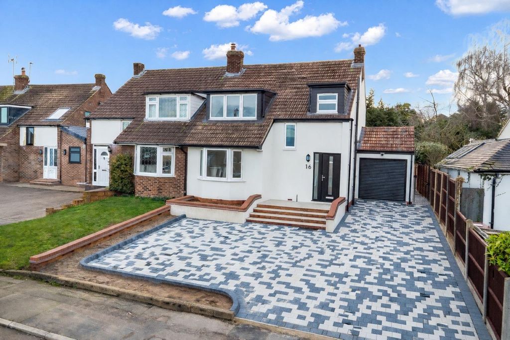 Property photo 1 of 22 No Skip Front.Jpg