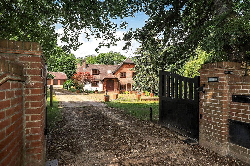 Property photo 1 of 33 Picture No. 26