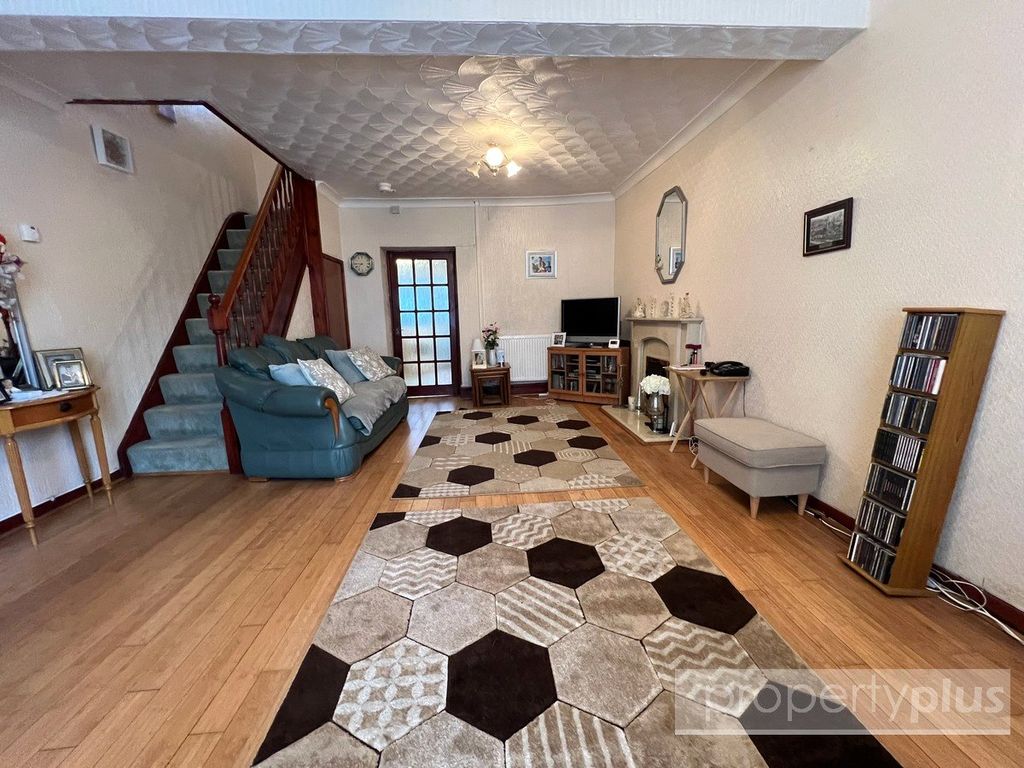 Property photo 2 of 11 Picture No. 06