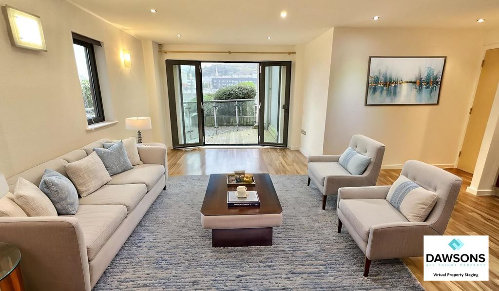 Property photo 2 of 23