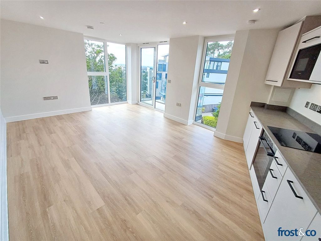 Property photo 2 of 11 Open Plan Living