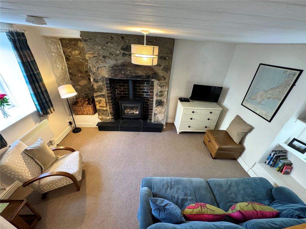 Property photo 2 of 17 Picture No. 06