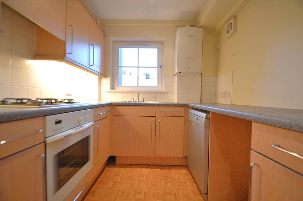 Property photo 3 of 6 Picture No. 04