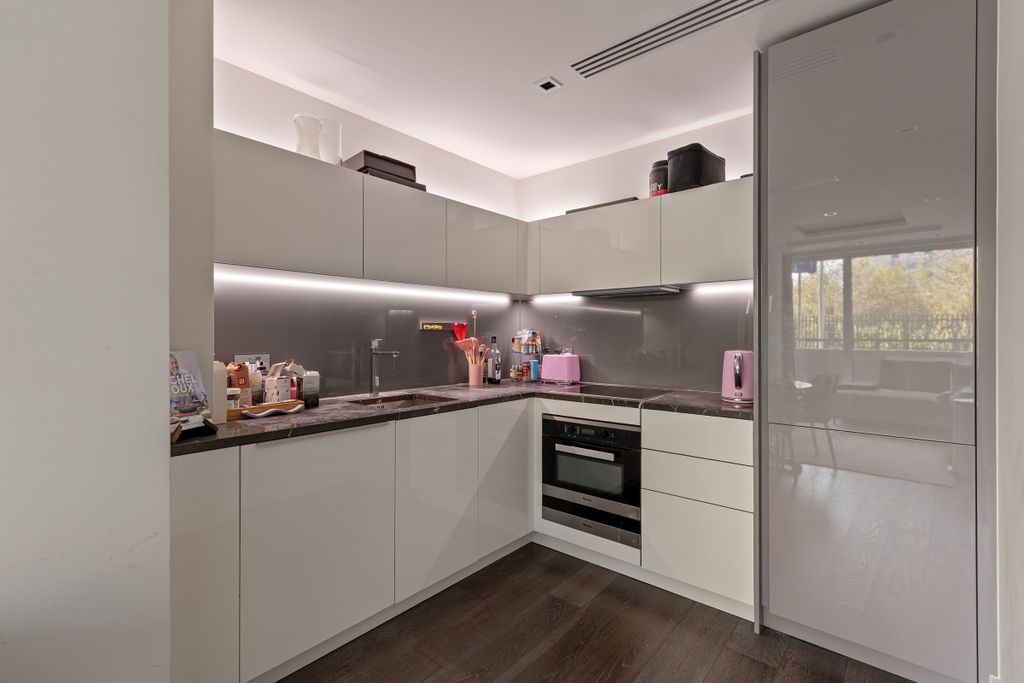 Property photo 2 of 15 094A3753