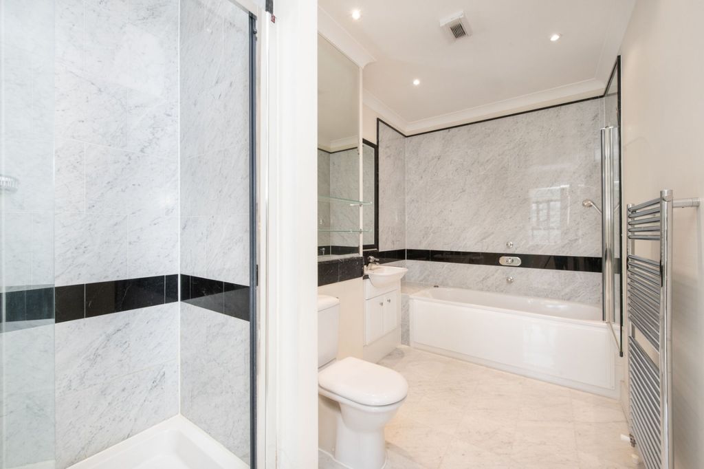 Property photo 3 of 3