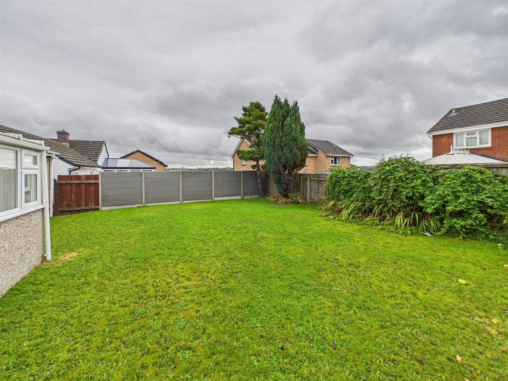 Property photo 2 of 12 Cam05474G0-Pr0034-Still014.Jpg