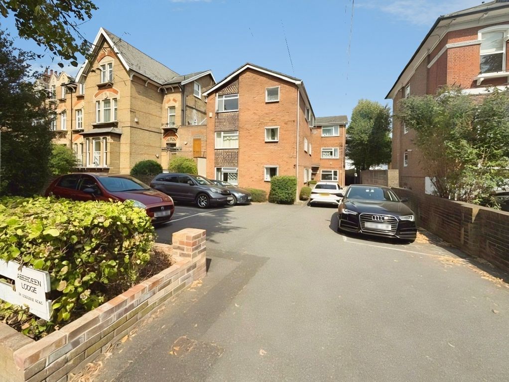 Property photo 1 of 8 Pbox-Img.Jpeg