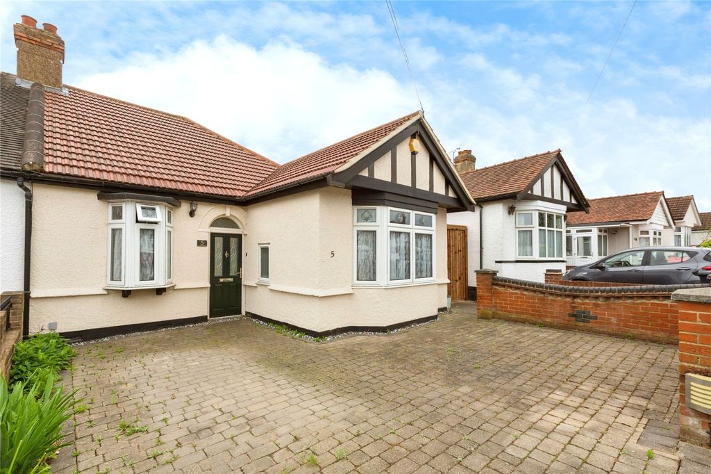 Property photo 1 of 25 Front View