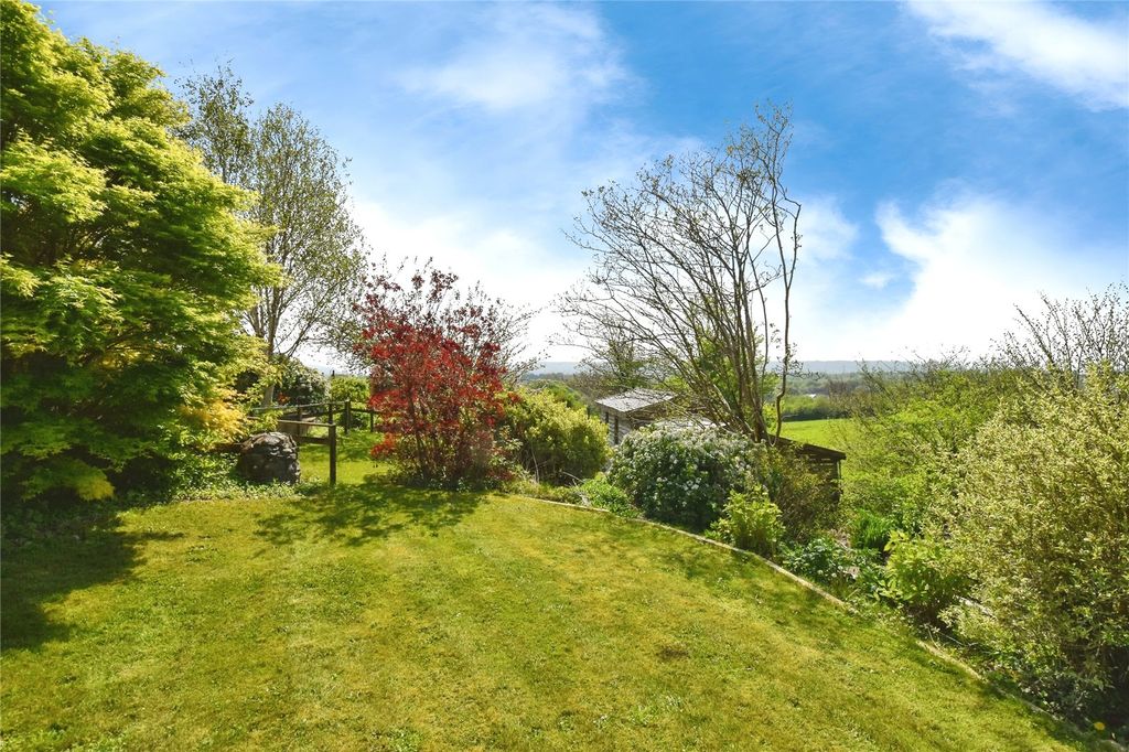 Property photo 3 of 45 Picture No. 33