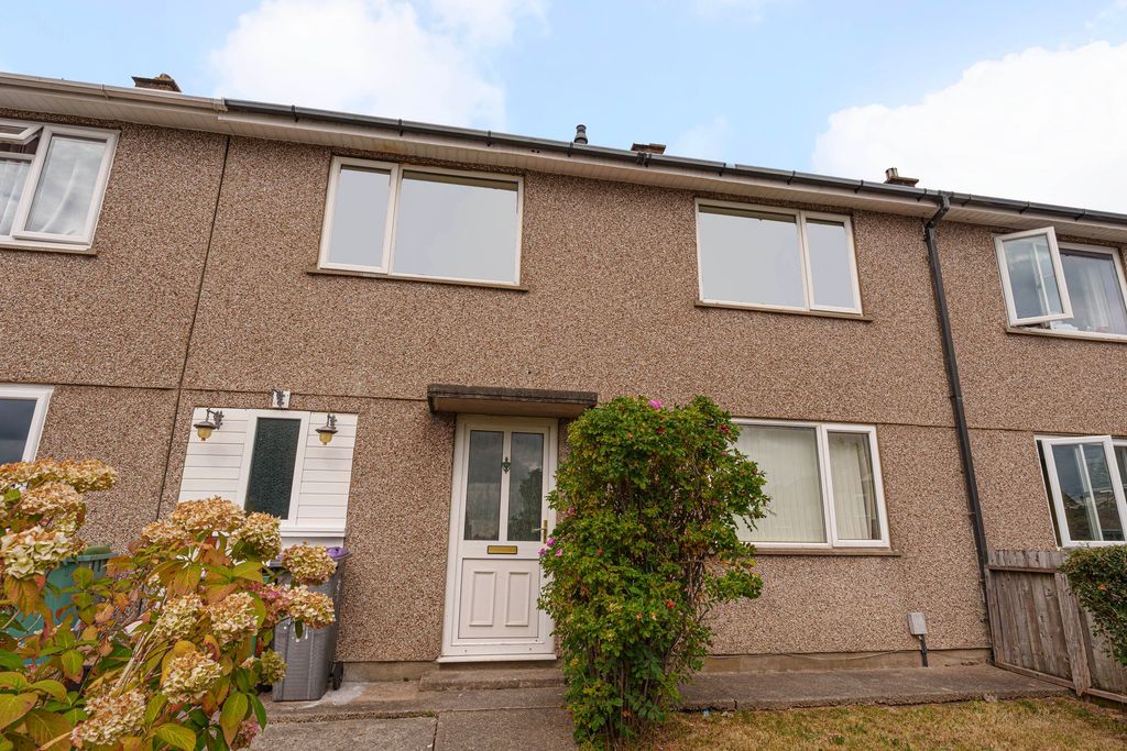 Property photo 1 of 34