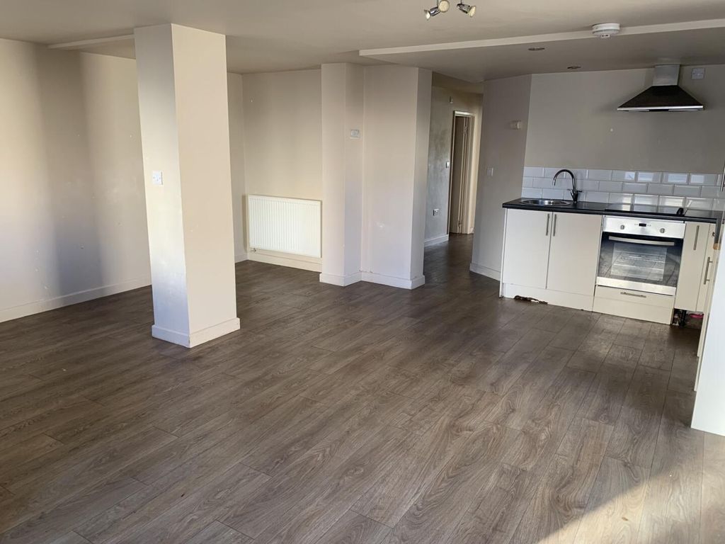 Property photo 2 of 15 Kitchen