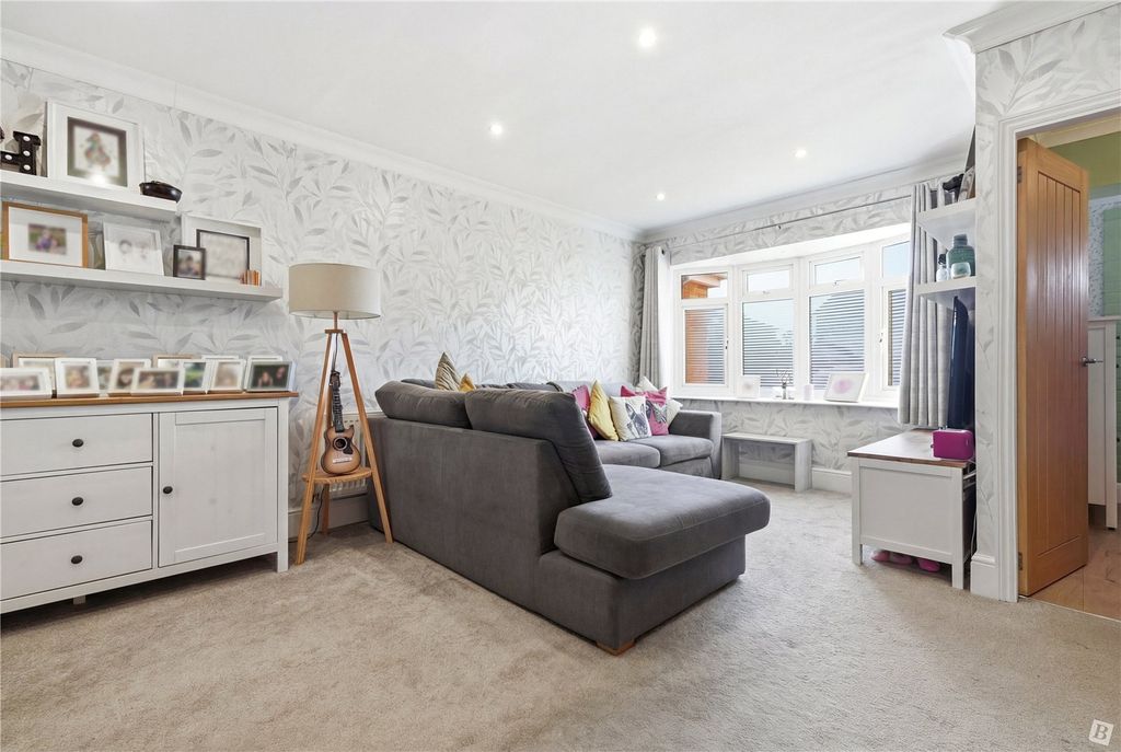 Property photo 3 of 22 Living Room