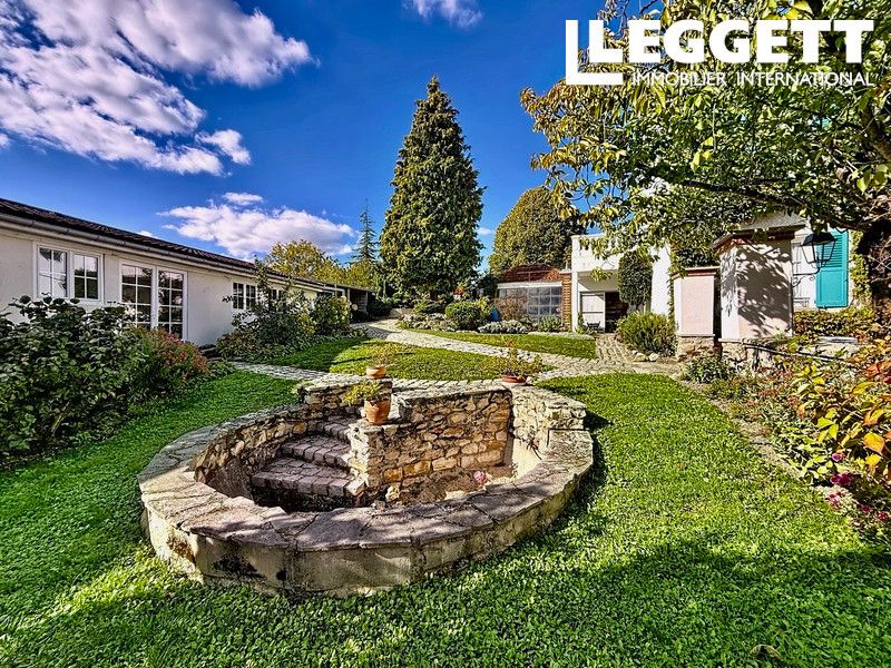 Property photo 3 of 10