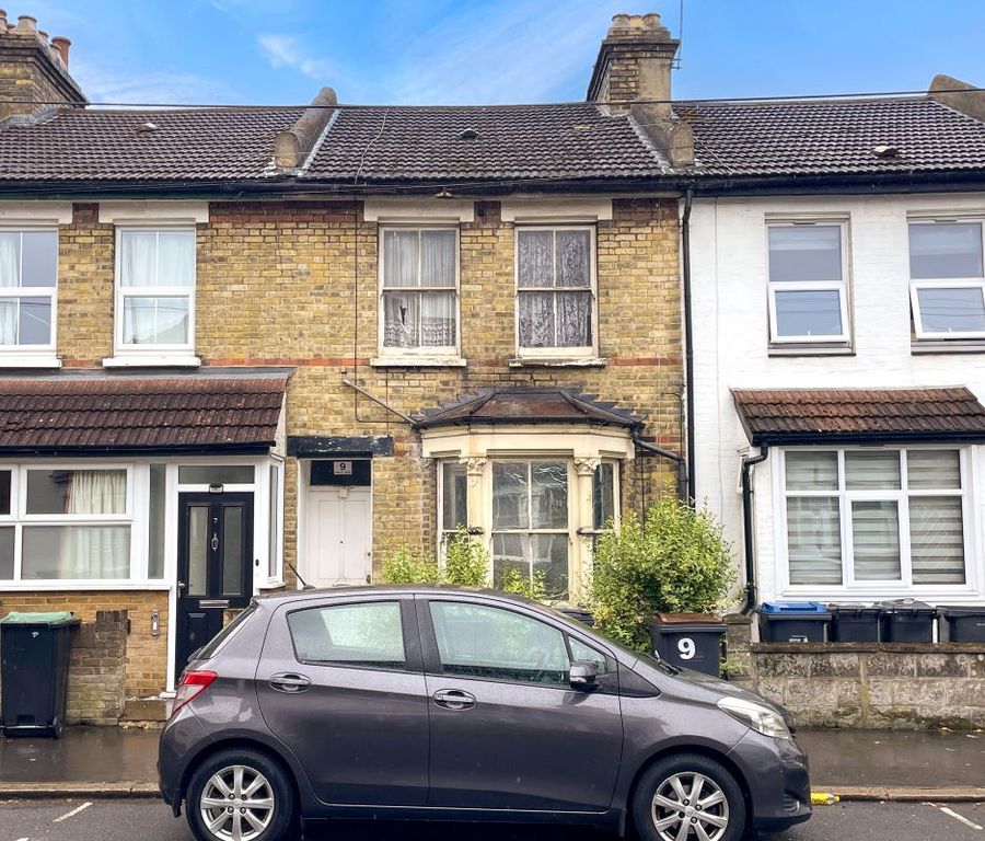 Property photo 1 of 10
