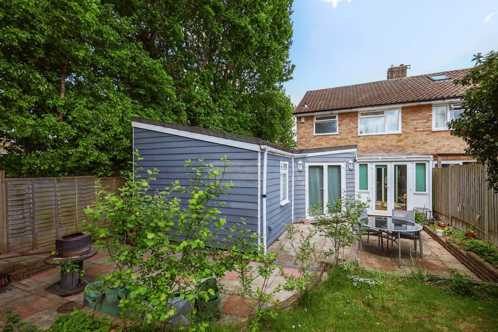 Property photo 3 of 16