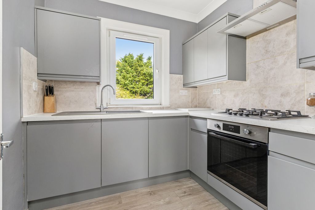 Additional image 5 of 1 bed flat for sale44 Longstone Crescent, Edinburgh EH14