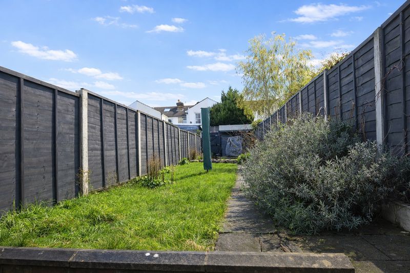 Property photo 2 of 15 Photo 4