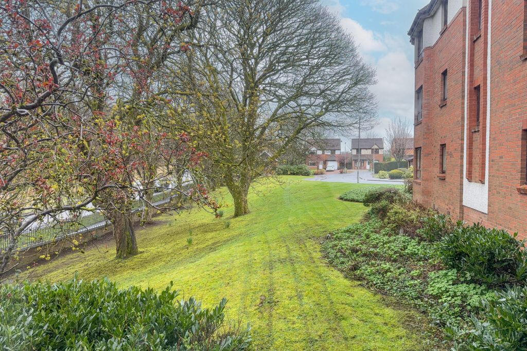 Additional image 12 of 2 bed flat for saleFairways View, Hardgate G81