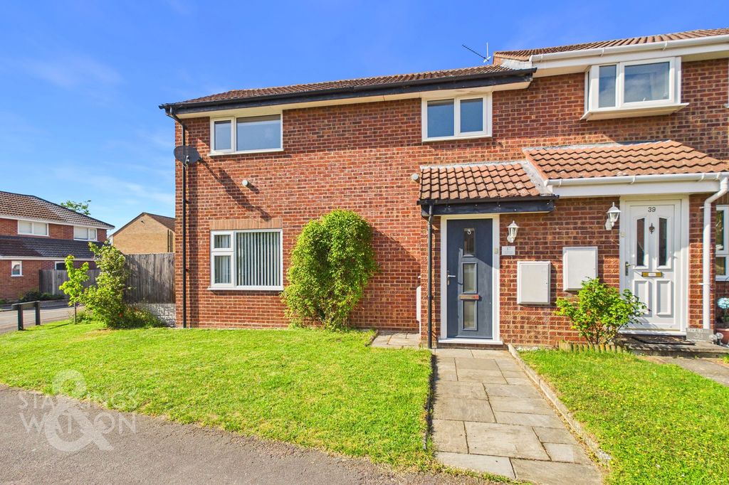 Property photo 1 of 18