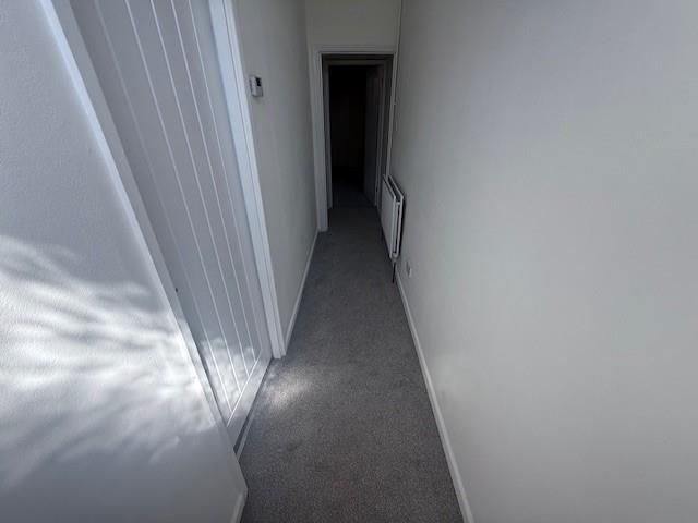 Property photo 2 of 18 Hallway.Jpg