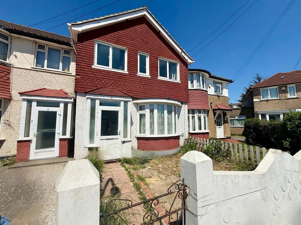 Property photo 1 of 12 Front