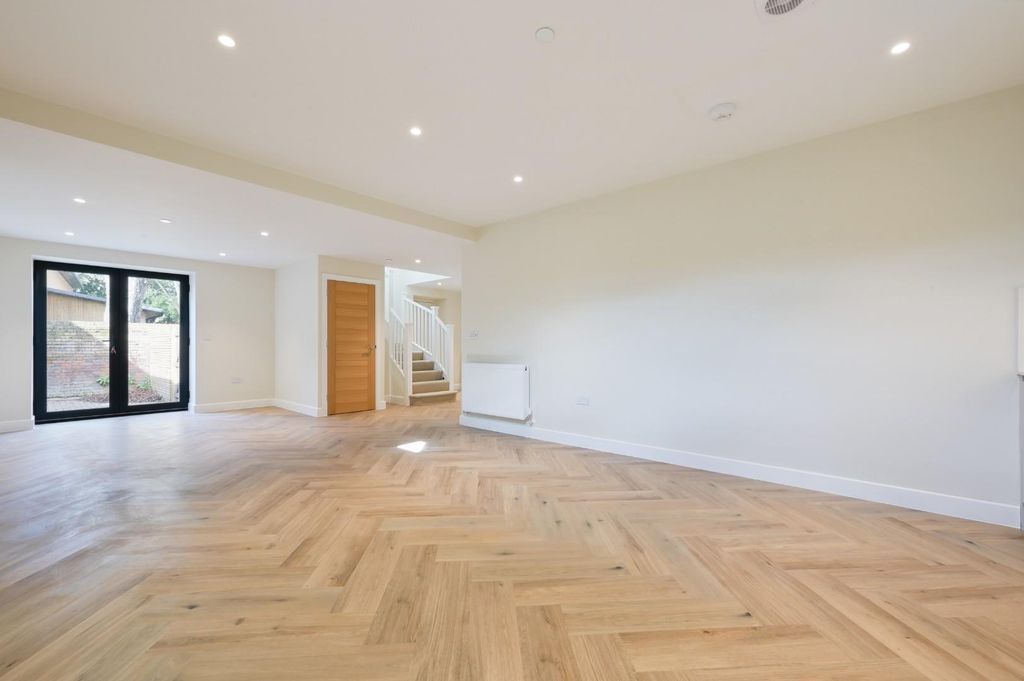 Property photo 3 of 22 Bluebird House