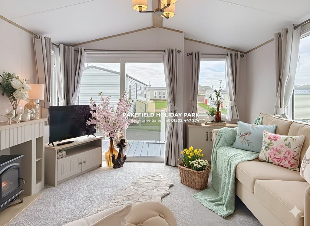 Property photo 1 of 6 Car0061721 - Static Caravan