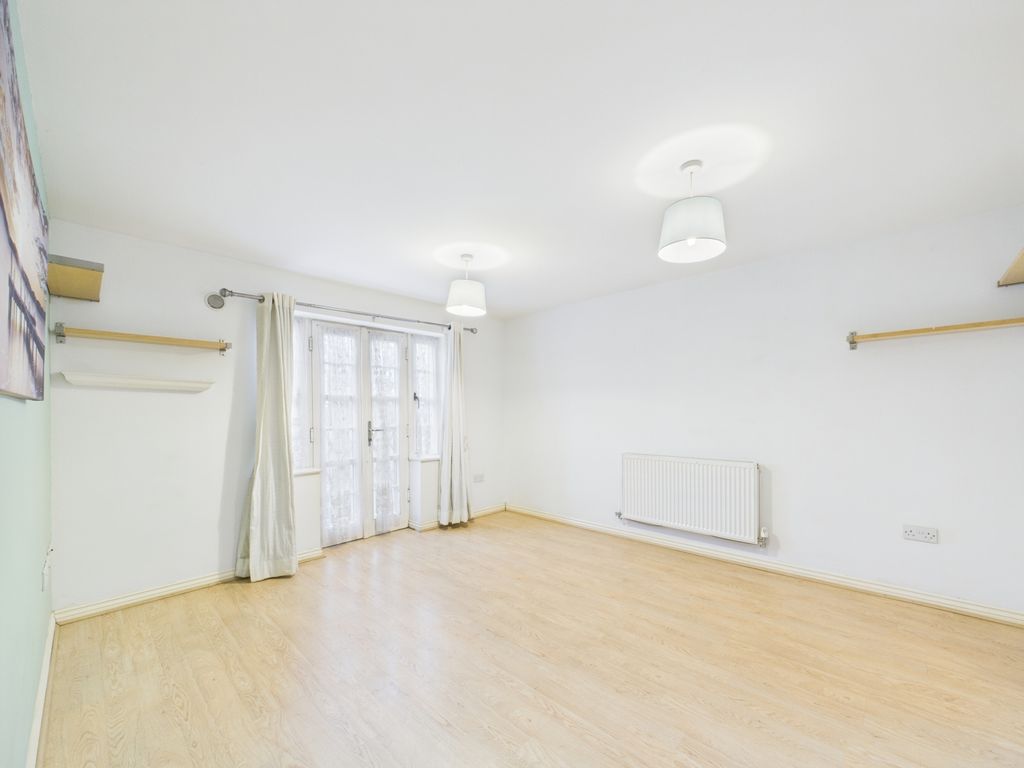 Property photo 1 of 10 Cam03750G0-Pr0087-Still001