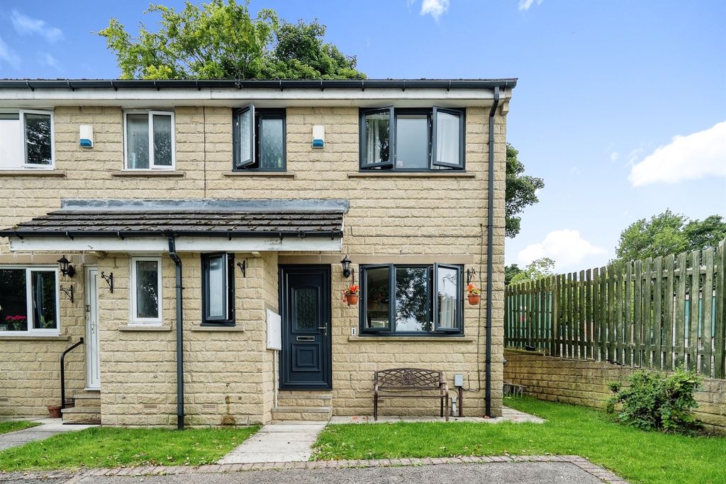 Property photo 1 of 15