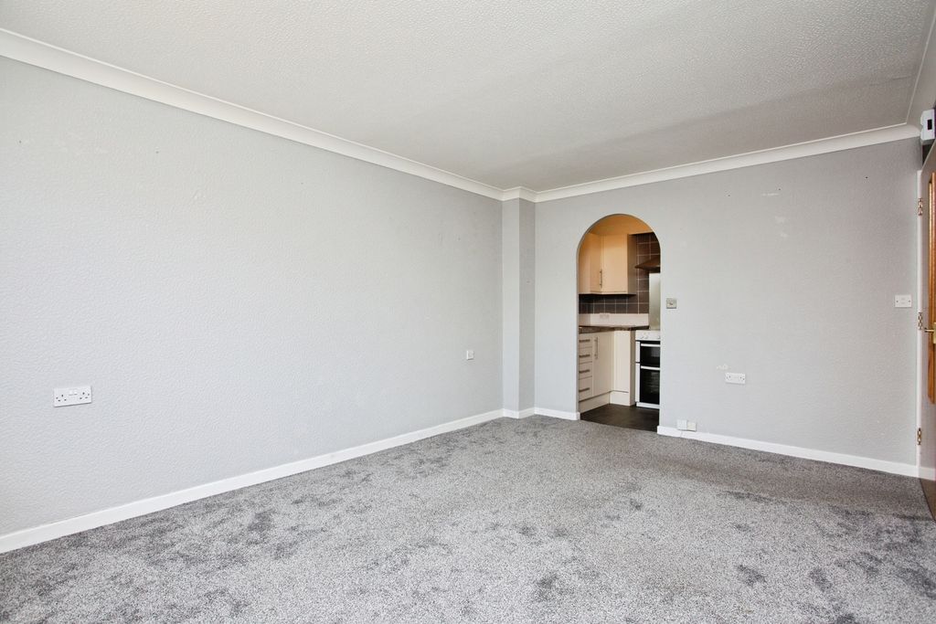Property photo 3 of 12 Living Room