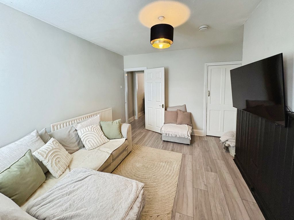 Property photo 3 of 15 F1dc9c2B-Img_9165