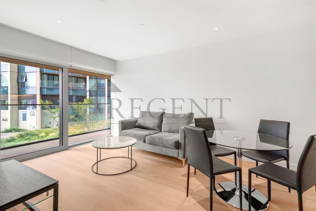 Property photo 1 of 16 Reception