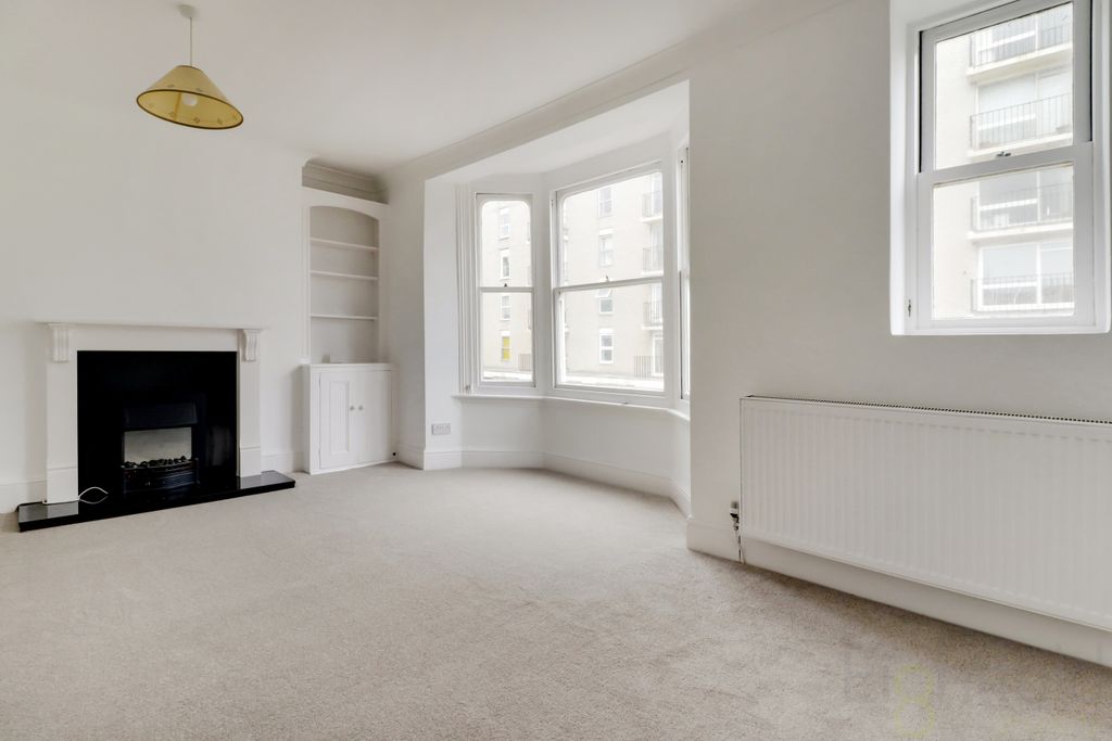 Property photo 2 of 9 Living Room